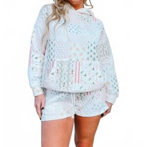 NEW SUNKISSED COCONUT christmas quilted hoodie in white